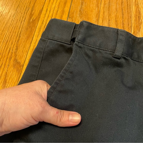 LL Bean Classic Fit Navy Pants - Picture 6 of 8